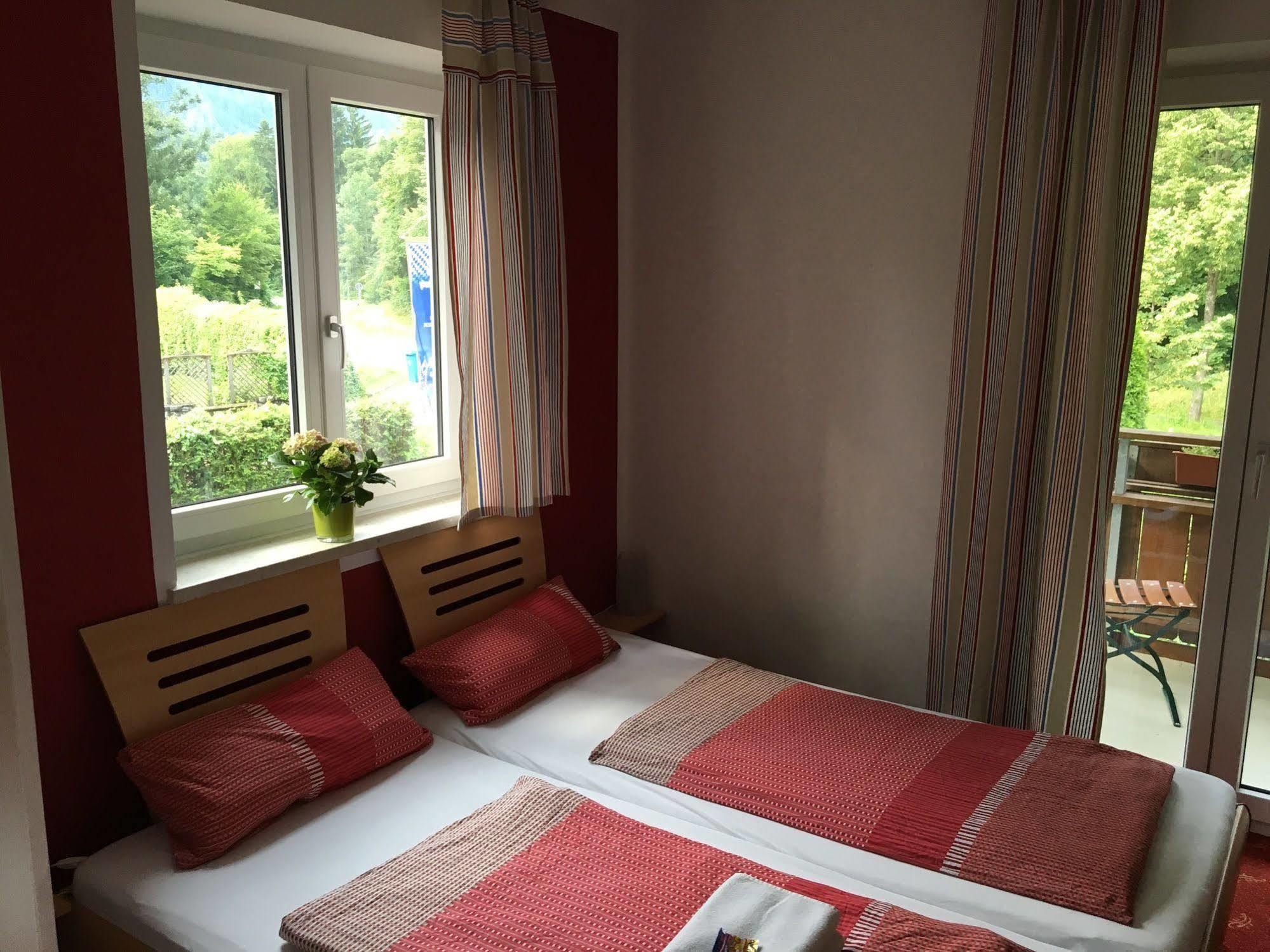 Hotel Pension Schwansee Швангау Екстер'єр фото